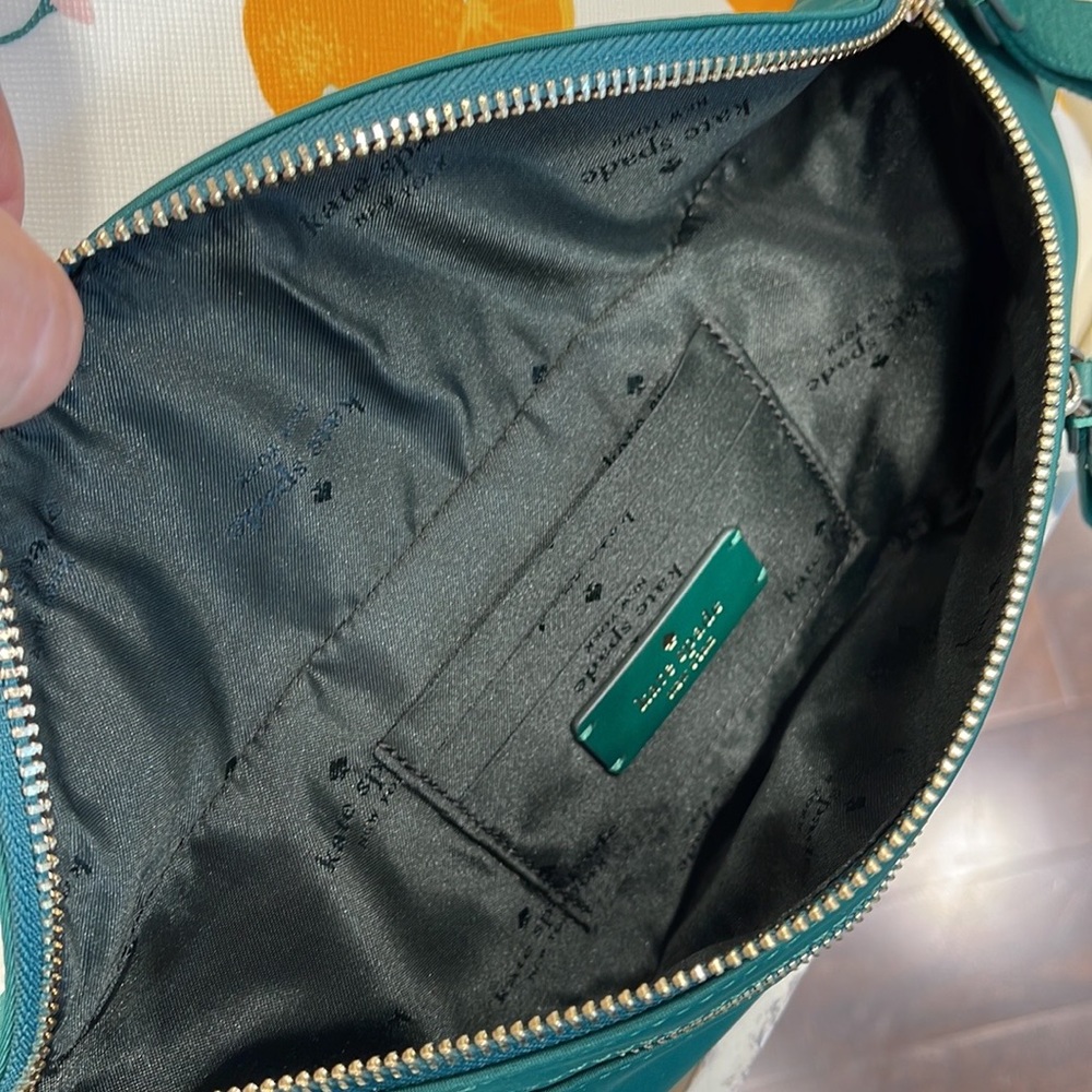 Kate Spade Chelsea Nylon Belt Bag Fanny Pack 
Color: Deep Jade
NWT - Picture 12 of 16